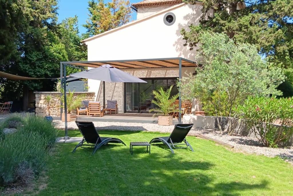 Gite Cosy Au Coeur Du Luberon Lagnes エクステリア 写真